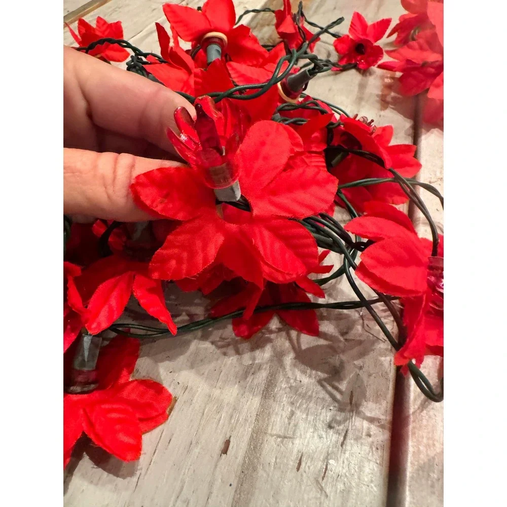 VTG Wynne 20-Lite Poinsettia Christmas Lights Circa 60s70s WORK BUT NOT FLASHING